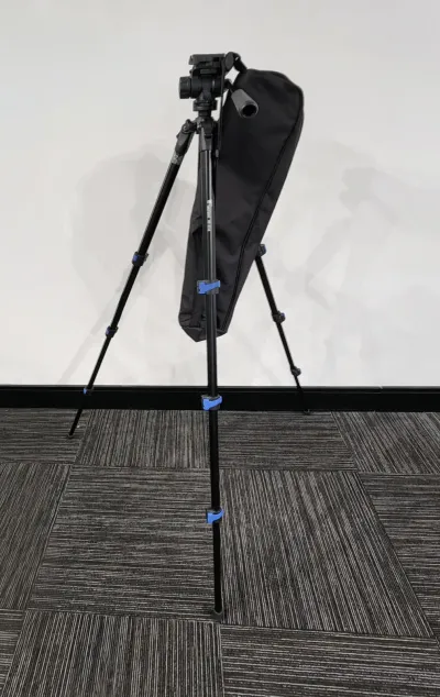 Tripé Weifeng WF-5316 para Câmera — Sistema de Travamento Flip