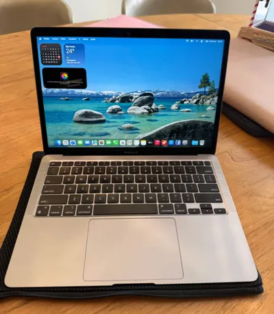 MacBook Air 13" (2020) - Space Gray